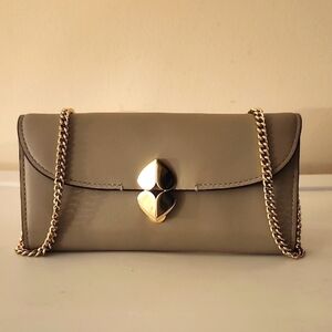 Kate Spade Convertible Clutch w/Free Earrings (New)